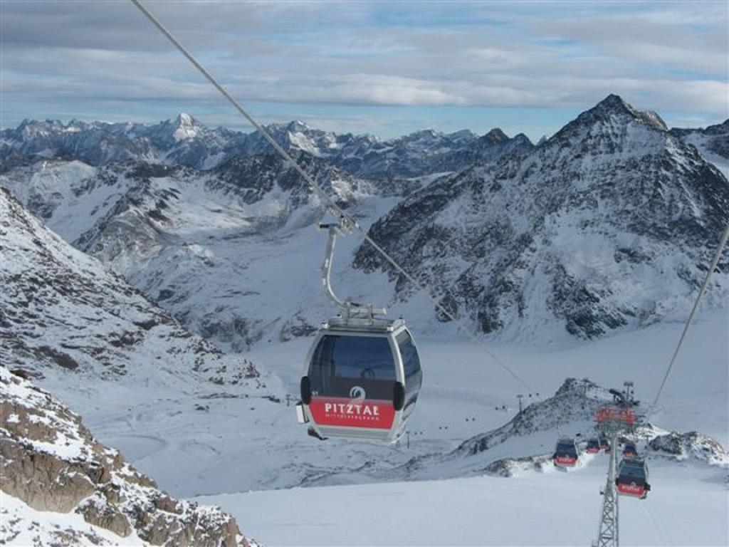 Gasthof Zur Einkehr Sankt Leonhard im Pitztal Dış mekan fotoğraf